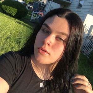 Meet your Posher, Ashleigh